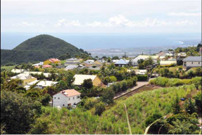 Vue de piton des Goyaves